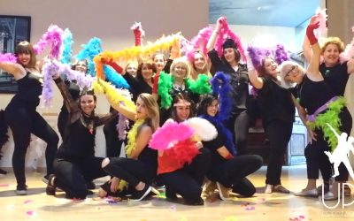 Un taller de baile Moulin rouge para celebrar que Miriam se casa